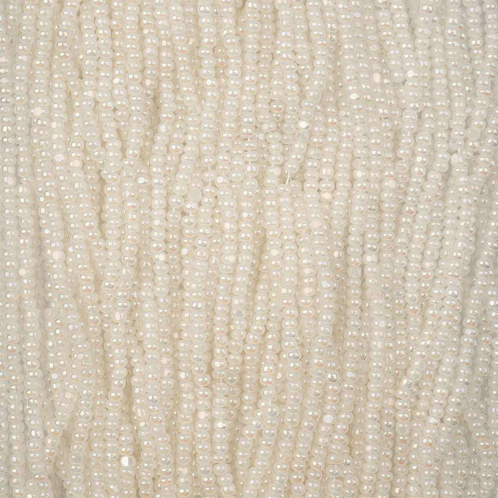 Preciosa Seedbead Charlotte 11/0 - SB7082SH Opaque Iris Pearl White