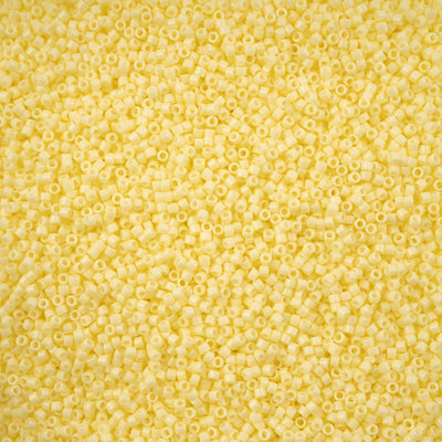Miyuki Delica 11/0 - DB02101 Lemon sorbet Duracoat
