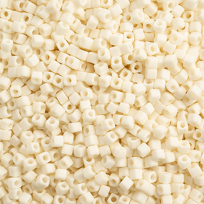 Miyuki Square Beads 1,8 mm - SQB2021 Opaque Cream Matte Glazed Luster