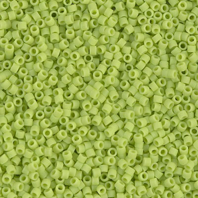 11/0 - DB0763 - Chartreuse mat Opaque · Miyuki Delica