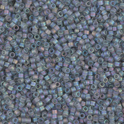11/0 - DB0863 - Gris mat AB Transp. · Miyuki Delica