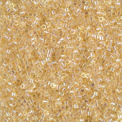 11/0 - DB1252 - Blé doré lustré Transp. · Miyuki Delica
