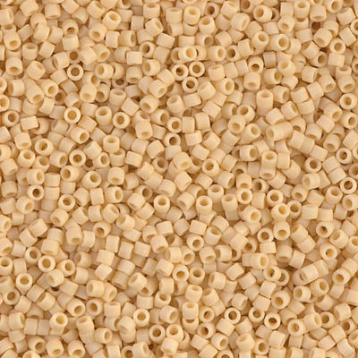 11/0 - DB1581 - Poire ivoire mat Opaque · Miyuki Delica
