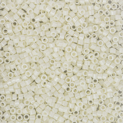 Miyuki Delica 11/0 - DB2402 Light Buttercream Ceylon
