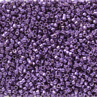 11/0 - DB2509 - Lilas foncé galvanisé Duracoat · Miyuki Delica