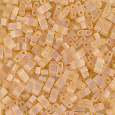 Miyuki Half TILA® - HTL0132FR Transparent AB Matte