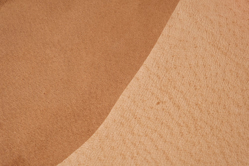 Cuir velours de porc liège · 1 - 1½ oz - ( 0,4 - 0,5mm )
