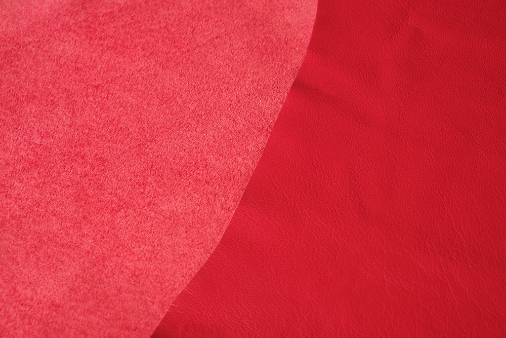 Red Lambskin Leather · 1½ - 2 oz - ( 0,5 - 0,6 mm )
