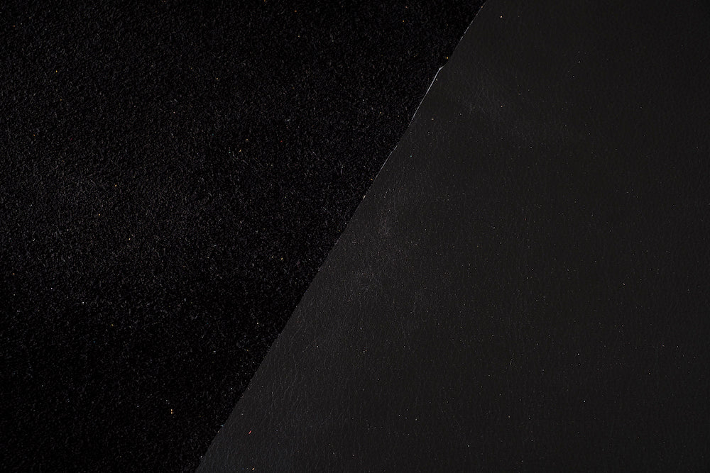 Black Cowhide Leather · 2 - 2½ oz - ( 0,7 - 0,8 mm )