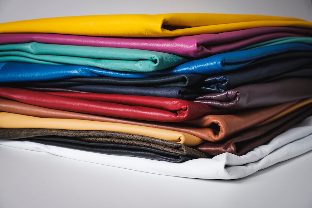 Tobacco Cowhide Leather · 2 - 2½ oz - ( 0,7 - 0,8 mm )