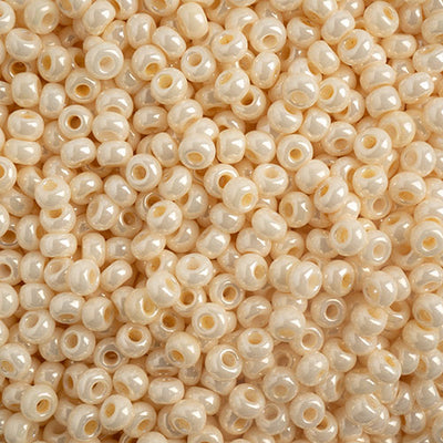 Preciosa Seedbead 8/0 - SB01601 Opaque Eggshell Pearl