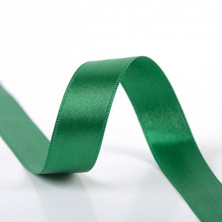 Double-sided satin ribbon - 64 Emerald green