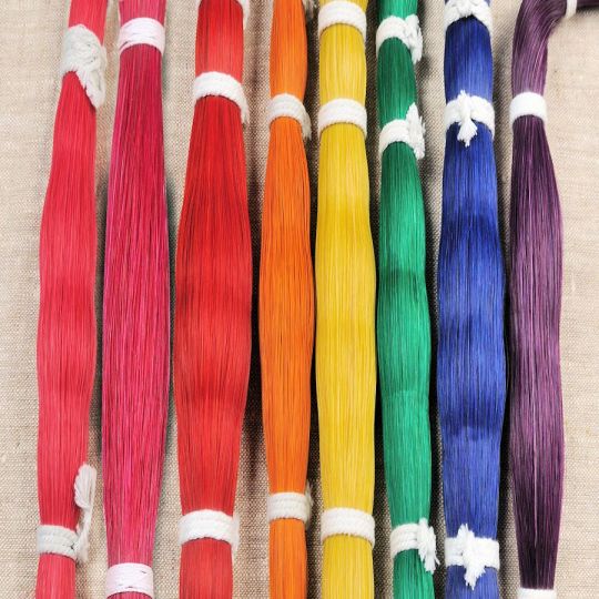 7g - Dyed Horsehair · 13-15 inches