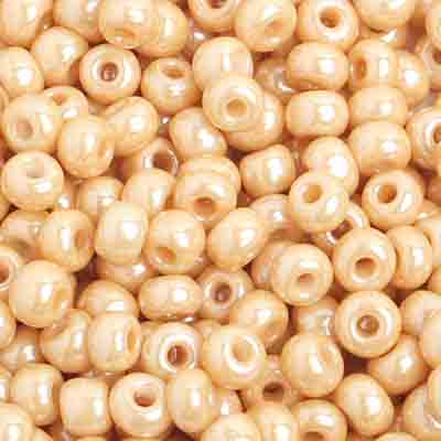 Preciosa Seedbead 6/0 - SB01913 Opaque Eggshell Luster