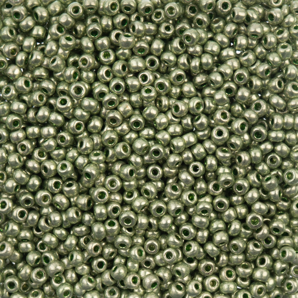 Preciosa Seedbead 6/0 - SB40015 Chalk Metallic Light Yellow Solgel