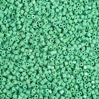 2-Cut 10/0 - SB29351 Vert opaque · Preciosa rocaille||Preciosa Seedbead 2-Cut 10/0 - SB29351 Opaque Green