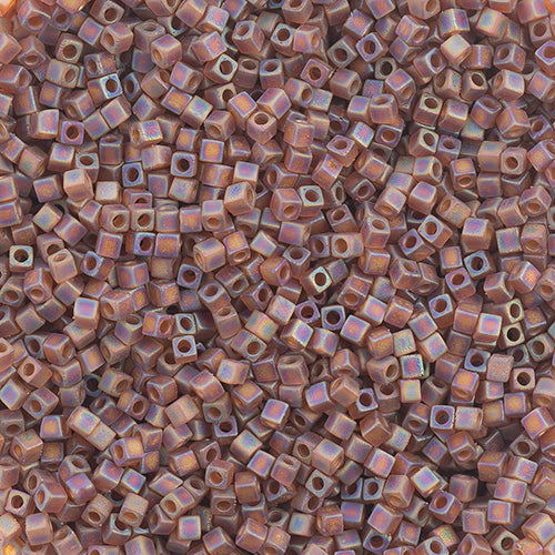 Miyuki Cube 1.8 mm - SQB0134FR Rose clair AB mat Transparent