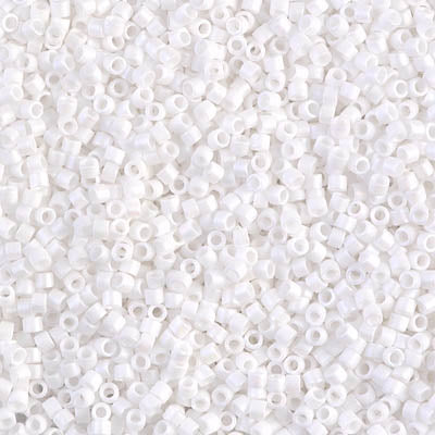 11/0 - DB0351 - Blanc mat Opaque · Miyuki Delica