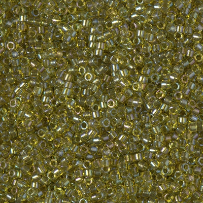 11/0 - DB2377 - Cœur olivine Fancy Transp. · Miyuki Delica