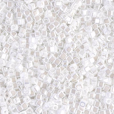 Miyuki Square Beads 1,8 mm - SQB0420 Opaque White Pearl Luster