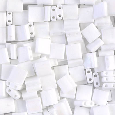 Miyuki TILA® - TL0402FR Opaque White Matte AB