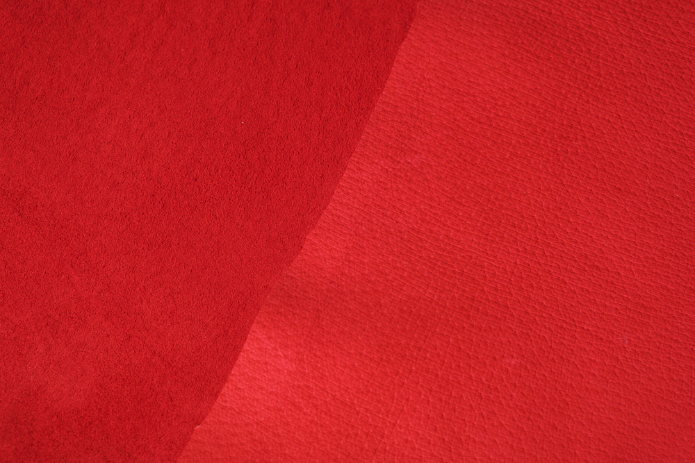 Red Pig skin Velvet Leather · 1 - 1½ oz - ( 0,4 - 0,5mm )