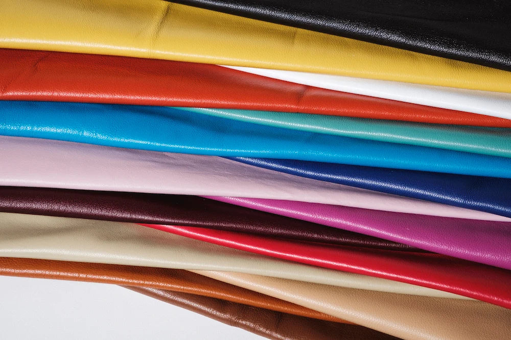 Tan Cheyenne Lambskin Leather · 1½ - 2 oz - ( 0,5 - 0,6 mm )